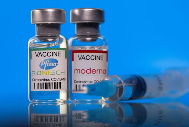 Iσπανία : Εξετάζουν καθυστέρηση της χορήγησης της β' δόσης των εμβολίων Moderna-Pfizer για να εμβολιαστούν περισσότεροι
