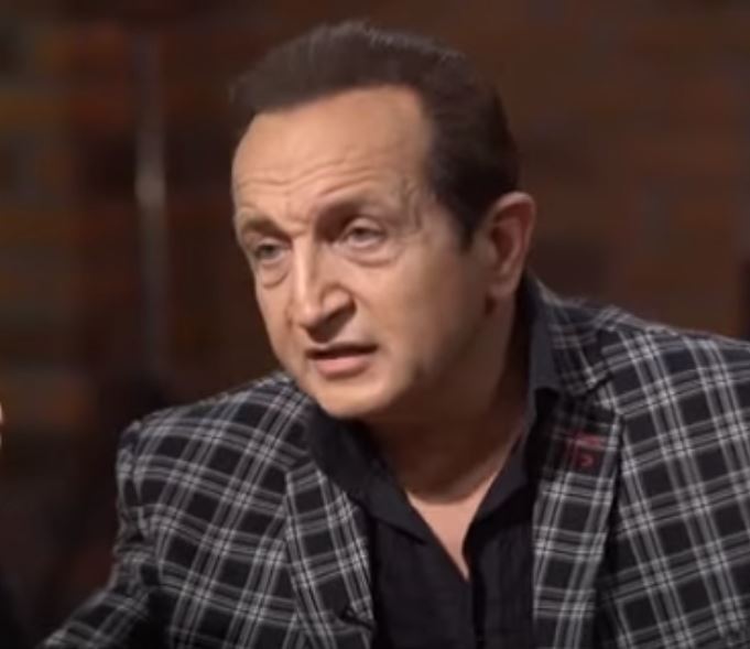 Σπύρος Μπιμπίλας: «Έχω δεχτεί bullying από δημοσιογράφο που ήμασταν και φίλοι»