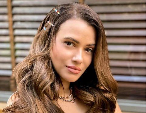 Λάουρα Νάργες : Η νοσταλγική της ανάρτηση που μας έκανε να ανυπομονούμε για το καλοκαίρι