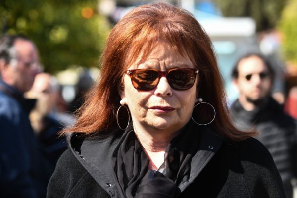 Αποσωληνώθηκε η Νόρα Κατσέλη – Τι λέει το ιατρικό ανακοινωθέν