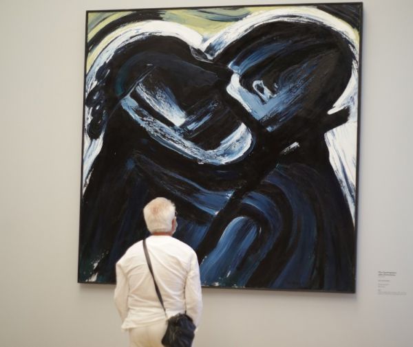 Ο Νότης Παρασκευόπουλος εξηγεί στο in.gr τα οφέλη του «Ψηφιακού παιχνιδιού για μεγάλους» του Ιδρύματος Γουλανδρή