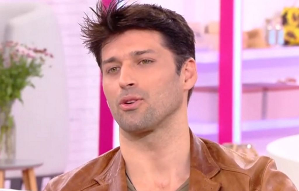 Πρώην συγκάτοικος Παππά: “Ο Αλέξης είναι χειριστικός, έχει μια ωραιοπάθεια και έναν ναρκισσισμό”