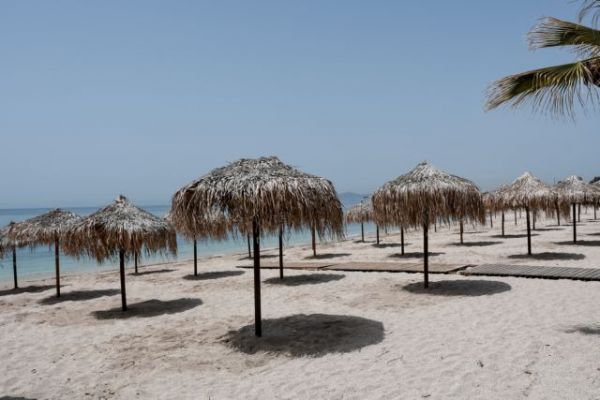 Σταμπουλίδης: Ανοίγουν στις 15 Μαΐου οι οργανωμένες παραλίες