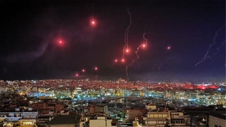 Με πυροτεχνήματα θα γιορτάσει την Ανάσταση ο Πειραιάς