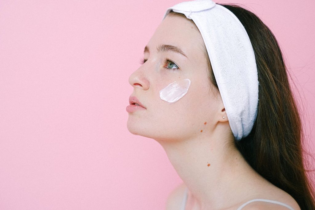 Clean Beauty: Η νέα τάση στην ομορφιά που συμμαχεί με την φύση