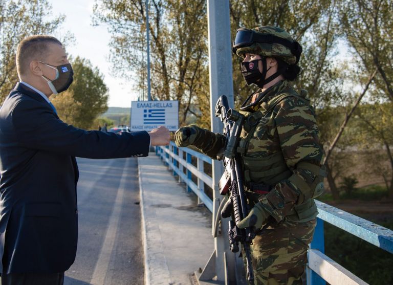 Έβρος: Επίσκεψη Στεφανή σε μονάδες και φυλάκια – Επιθεώρηση των εργασιών κατασκευής του φράκτη