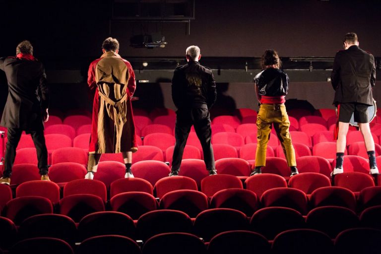 Σωματεία καλλιτεχνών προς Μητσοτάκη: «Παράλογο να μένει κλειστός ο Πολιτισμός»