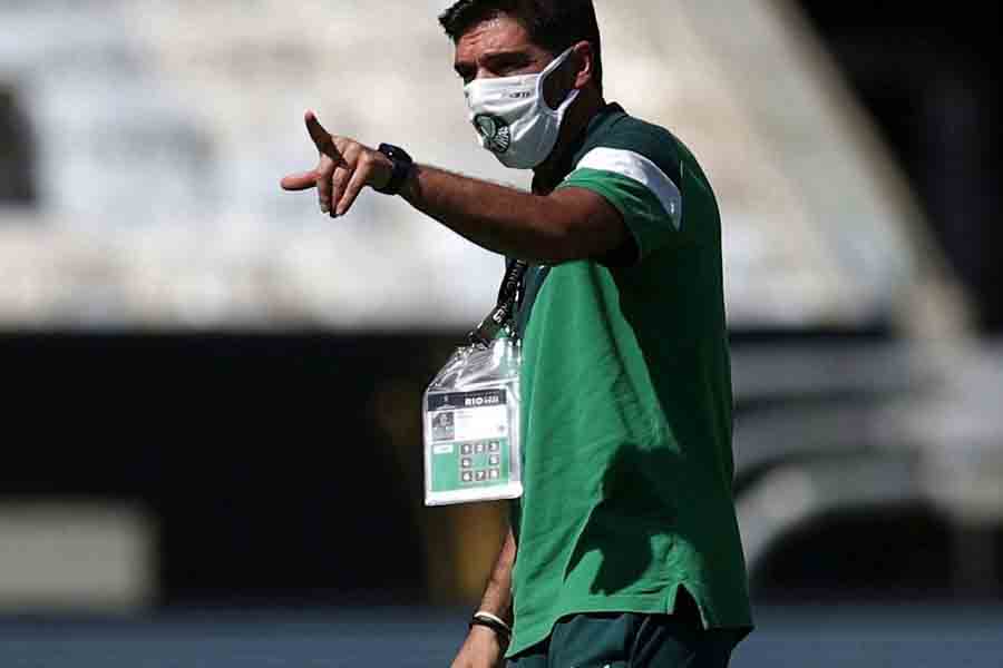 Φερέιρα : «Δεν θα με δουν να πέφτω»