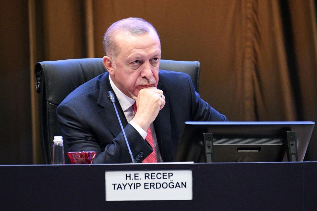 Τουρκία : Προειδοποίηση απόστρατων ναυάρχων – Για  «απειλή πραξικοπήματος» κάνει λόγο ο Ερντογάν