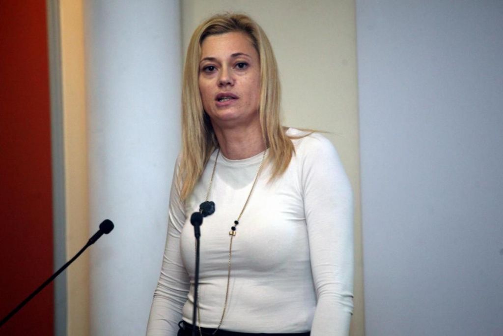 Αίσχος από τη Ραχήλ Μακρή : «Γιορτάζει» για τον θάνατο του δημοσιογράφου Νίκου Ζαχαριάδη