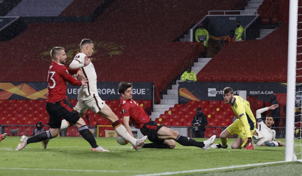 Ανατροπή η Ρόμα, 2-1 τη Γιουνάιτεντ με γκολ του Τζέκο