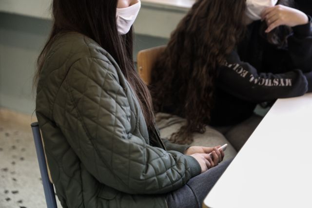 Τζανάκης: Οι 600 ασυμπτωματικοί στα σχολεία θα μπορούσαν να είχαν δώσει μέχρι και 12.000 κρούσματα