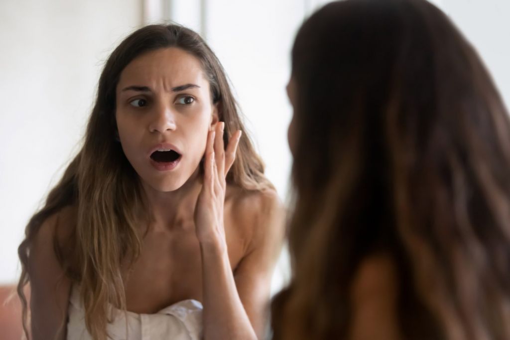 Δεν είναι ιδέα σας: Η πανδημία μας γερνά πριν την ώρα μας