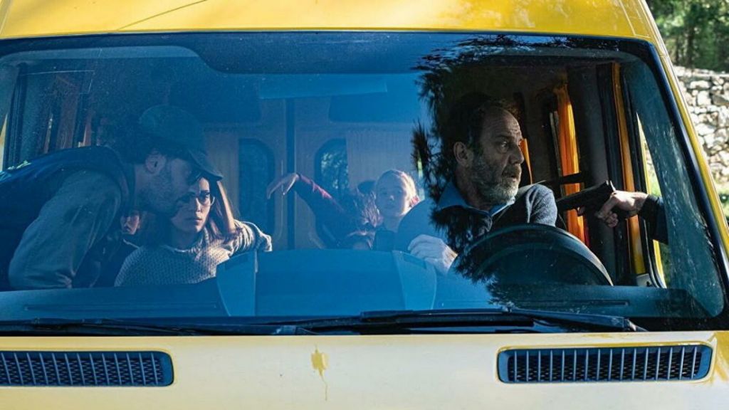 Σιωπηλός Δρόμος: Δείτε τις πρώτες σκηνές από τη μεγάλη πρεμιέρα που έρχεται απόψε στο MEGA