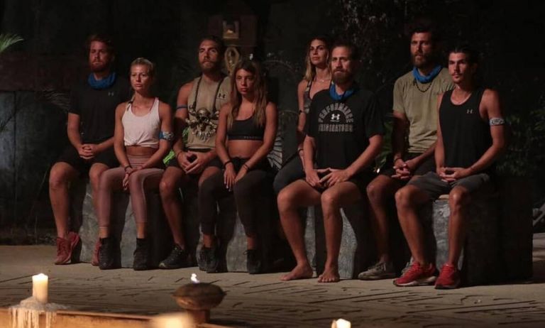Survivor: Αυτός ο παίκτης αποχώρησε – Πώς διαμορφώνεται το κλίμα στις δύο ομάδες