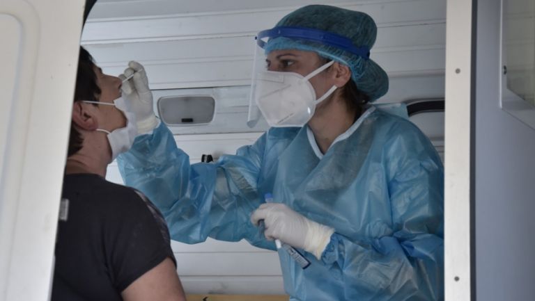 Rapid Test : Ξεκινά η απευθείας διανομή στις δημόσιες και ιδιωτικές προνοιακές δομές