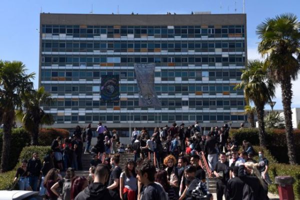 Θεσσαλονίκη : Εληξε η κατάληψη στο ΑΠΘ