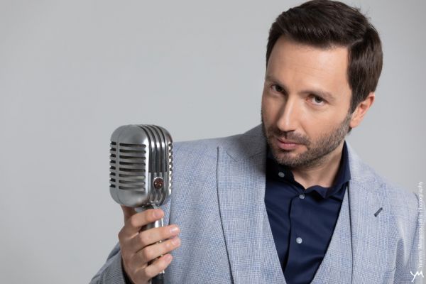 Δημήτρης Κανέλλος: Νέο τραγούδι με Στέφανο Κορκολή και Νίκο Μωραΐτη