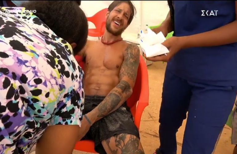 Survivor : Δείτε τον σοκαριστικό τραυματισμό του Ηλία Μπόγδανου – Έφυγε με το ασθενοφόρο