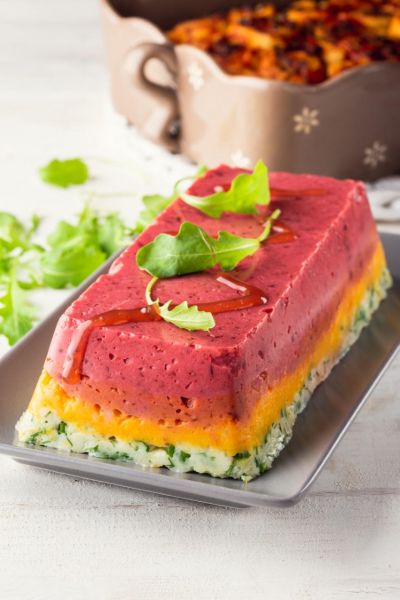 Δοκιμάστε αυτήν την πολύχρωμη και εντυπωσιακή πατατοσαλάτα