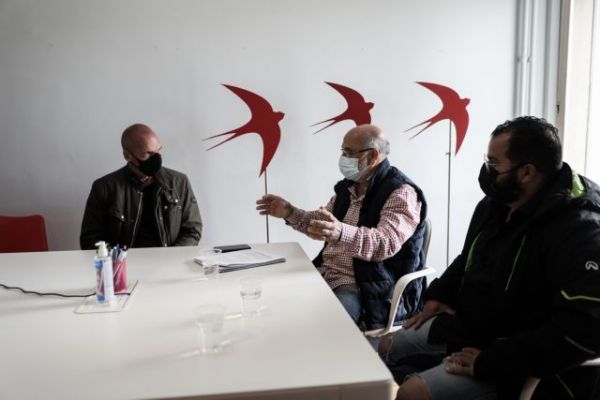 Βαρουφάκης : Οι λαϊκές αγορές βρίσκονται στο μάτι των μεγάλων συμφερόντων