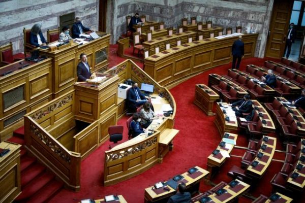 Κόντρα Τσακαλώτου με Γεωργιάδη για 8ωρο και Κοντονή