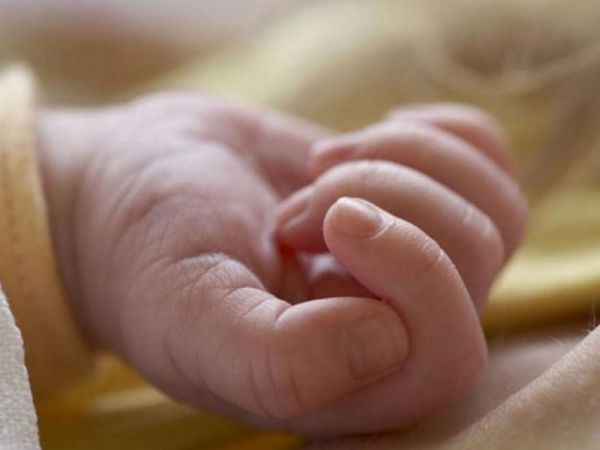 Ασπρόπυργος: Σοκάρει η γυναίκα που βρήκε το βρέφος – Πρέπει να είχε γεννηθεί εκείνη την ώρα