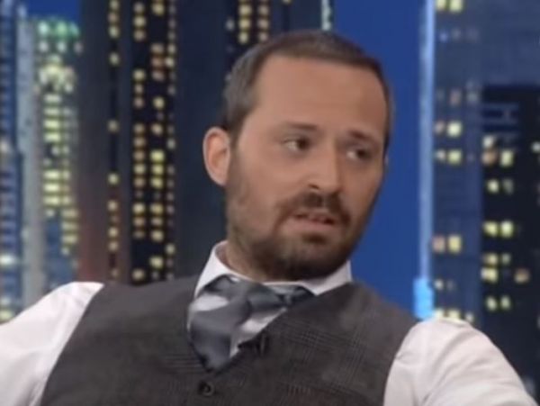 Πάρις Θωμόπουλος: «Κάποιοι ομοφυλόφιλοι είναι πιο άντρες από τους στρέιτ»