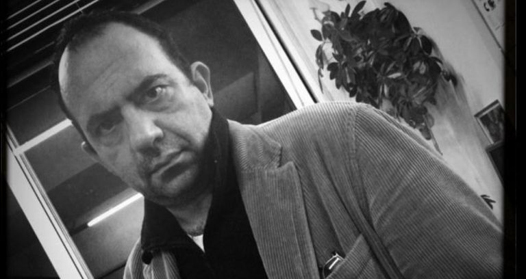 Οταν κηδεύεις φίλο σου