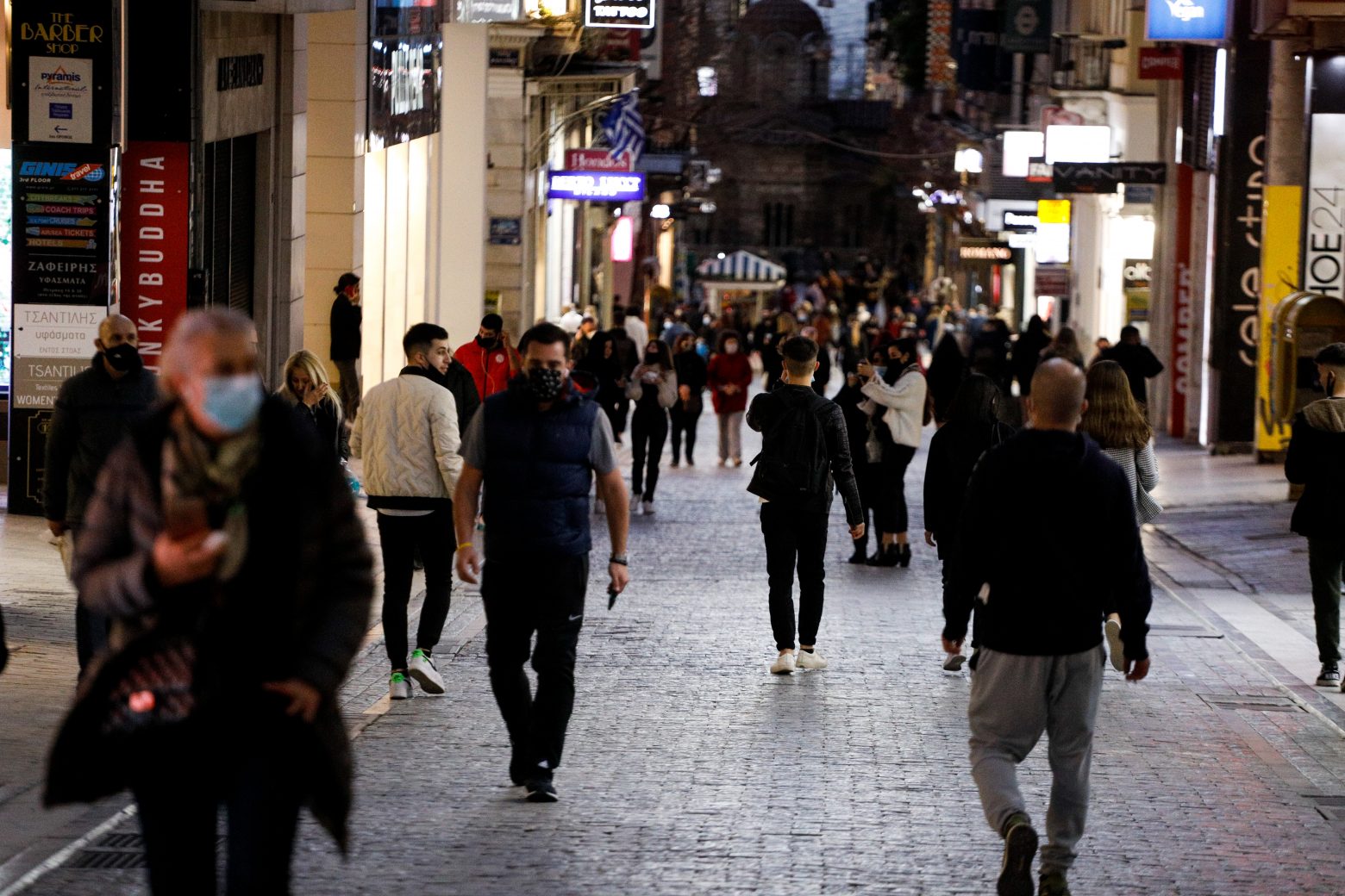 Κοροναϊός : Έκτακτη συνεδρίαση των λοιμωξιολόγων για τα καταστήματα