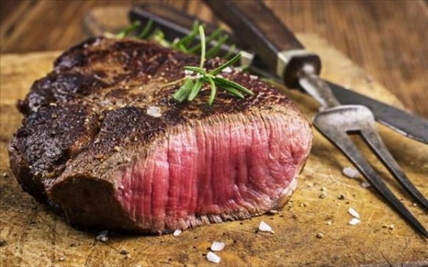 Προσοχή! Κίνδυνος για την καρδιά… αν τρώτε 150 γραμμάρια την εβδομάδα από αυτές τις τροφές