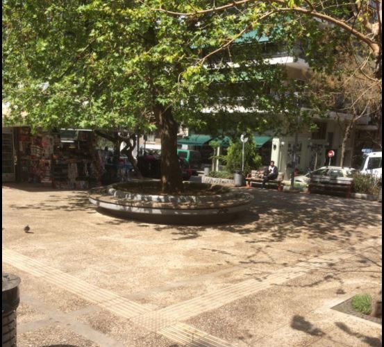 Πλατεία Βαρνάβα: Μεγάλη επιχείρηση καθαριότητας από το Δήμο Αθηναίων