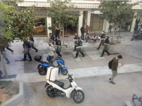 Περιστέρι : Αστυνομική επιχείρηση στην Βεάκη για αποτροπή των κορονοπάρτι