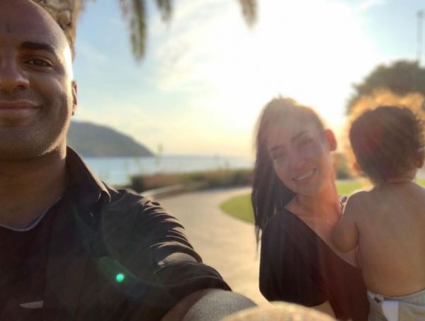 Ησαΐας Ματιάμπα: «Δεν θα μας απασχολήσει καθόλου αν ο γιος μας είναι ομοφυλόφιλος»