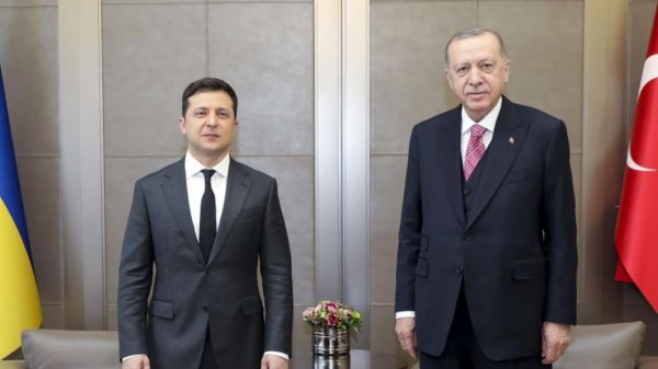 Ουκρανική κρίση : Πρόθυμος να στηρίξει την Ουκρανία εμφανίζεται ο Ερντογάν