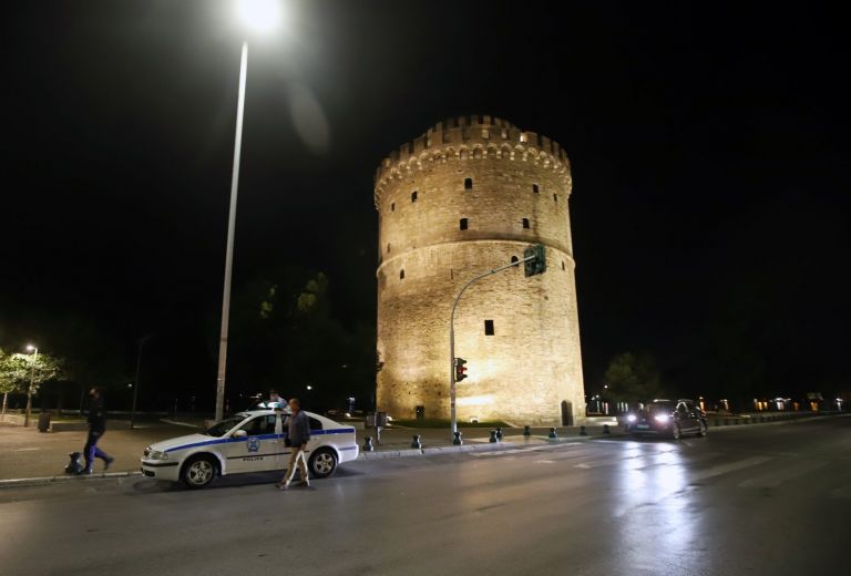 Lockdown : Θρίλερ με το άνοιγμα των καταστημάτων και τις μετακινήσεις σε 3 περιοχές