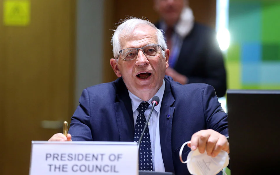 EE : H Ρωσία να απέχει από δραστηριότητες που απειλούν την ασφάλεια και τη σταθερότητα στην Ευρώπη