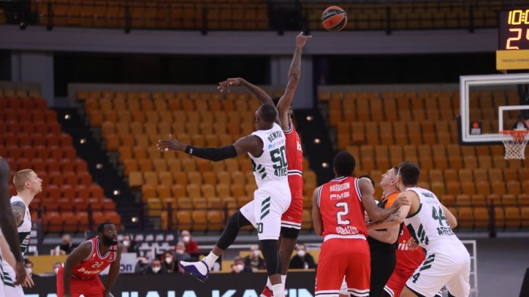 Ευρωλίγκα: Και οι αριθμοί δείχνουν την κατηφόρα των αιωνίων