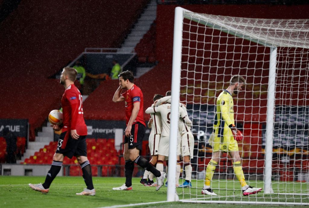 Γκολάρα ο Φερνάντες για τη Μάντσεστερ, απάντηση με Πελεγκρίνι η Ρόμα