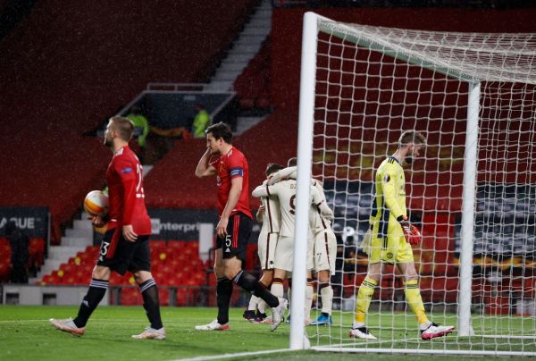 Γκολάρα ο Φερνάντες για τη Μάντσεστερ, απάντηση με Πελεγκρίνι η Ρόμα