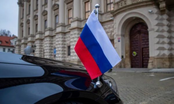 Τσεχία : Ζητά από ΕΕ και ΝΑΤΟ να απελάσουν Ρώσους διπλωμάτες