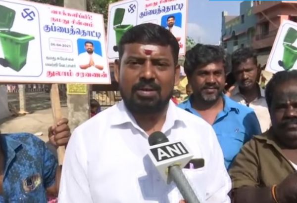 Πολιτικός στην Ινδία τάζει κότερα κι ελικόπτερα στους ψηφοφόρους του