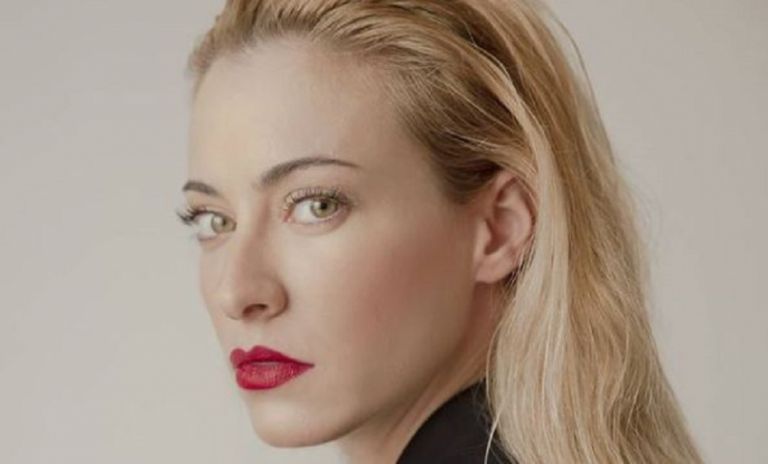 Σοφία Μανωλάκου: «Γνωστή ηθοποιός, ήθελε να με μειώνει και υπέφερα μαζί της»