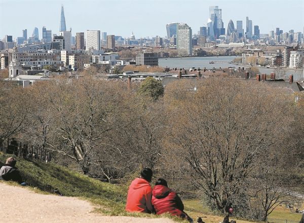 Το Σίτι του Λονδίνου μετατρέπεται σε οικιστική γειτονιά – Σχέδιο ανοικοδόμησης 1.500 κατοικιών