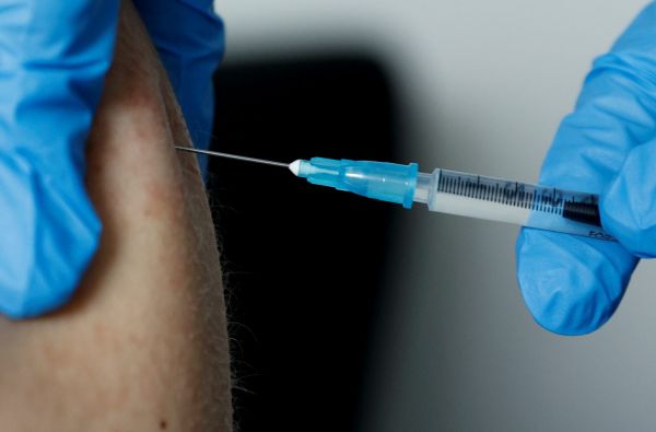 Εμβόλιο Covid-19: Στον αέρα οι 400 εκατ. δόσεις που περιμένει η ΕΕ από την CureVac