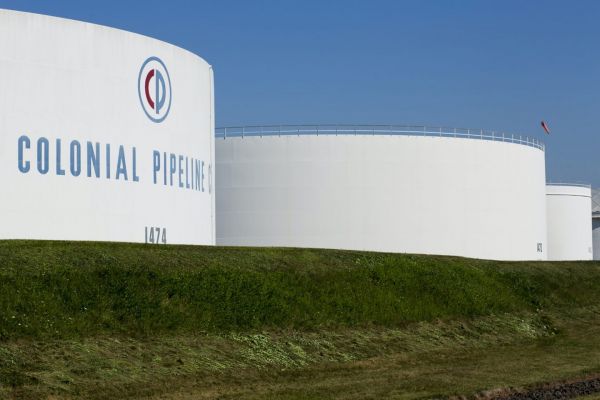 Colonial Pipeline: Φωτιά στις τιμές τις βενζίνης μετά την κυβερνοεπίθεση στις ΗΠΑ