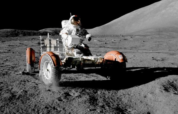 Lockheed Martin και General Motors συνεργάζονται για οχήματα στη Σελήνη