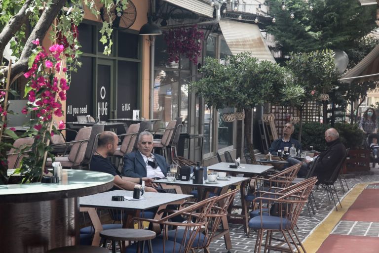 Εστίαση: Θυμίζει γιορτή το άνοιγμα των μαγαζιών – Τι λένε οι καταστηματάρχες