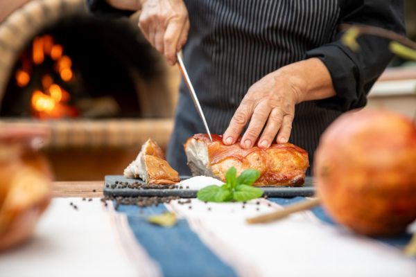 Γίνεται μια έκθεση φωτογραφίας να έχει γεύση και μυρωδιές;