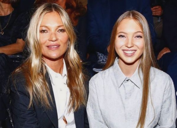 Λίλα Γκρέις: H κόρη της Κέιτ Μος εντυπωσιάζει στην Vogue